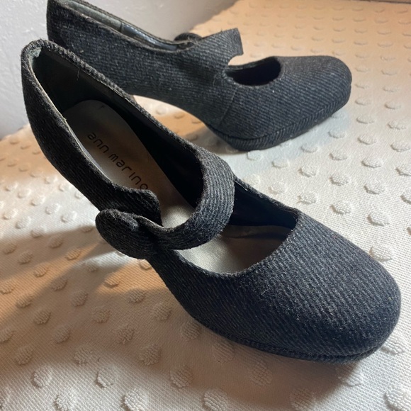 ANN MERINO Grey Herringbone Mary Jane with Button Detail - Picture 8 of 16